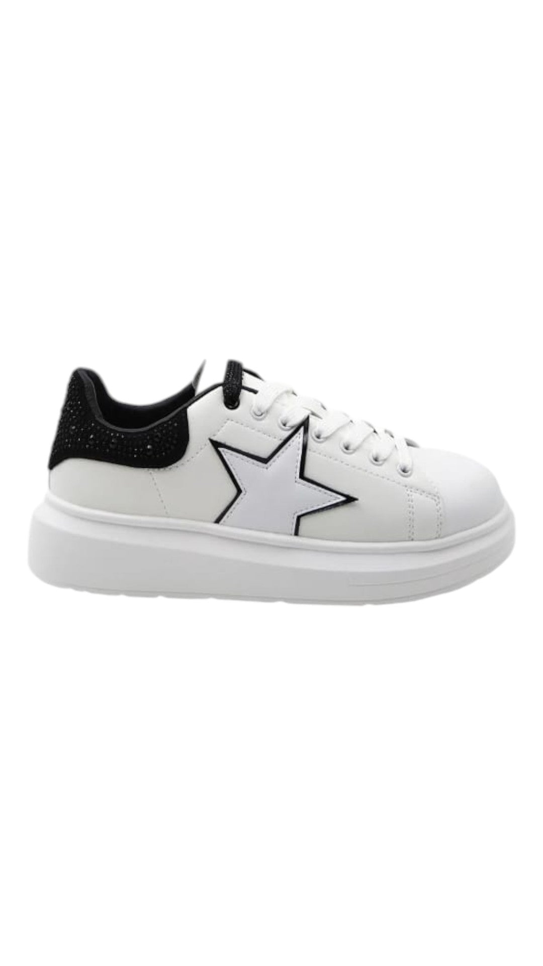 Sneakers - Shop Art