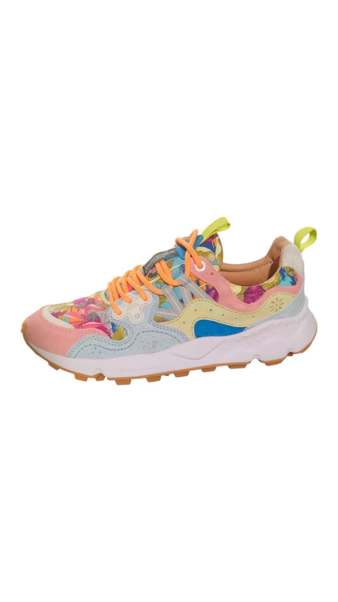 Sneakers Flower Mountain
